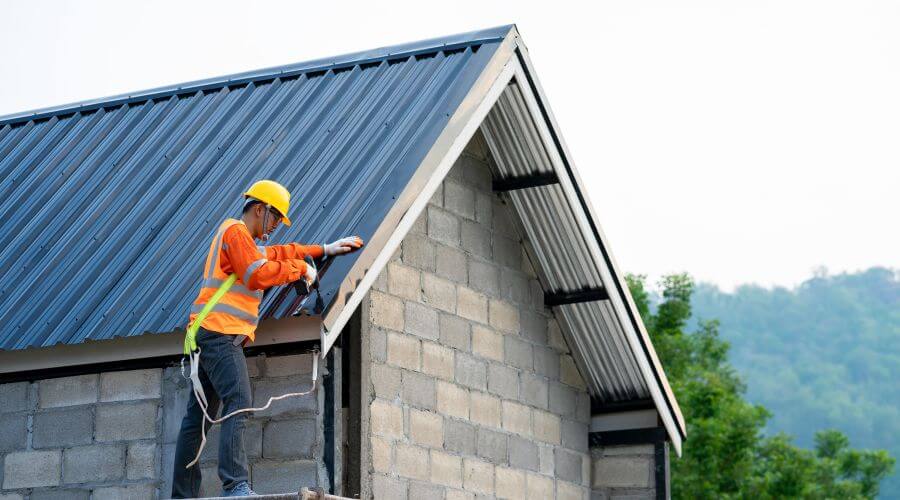 Expert Emergency Roof Repairs services in Rock Rapids, IA